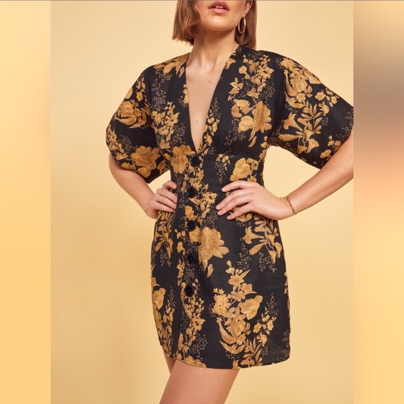 Reformation Dresses & Skirts - Reformation  ty floral dress B400